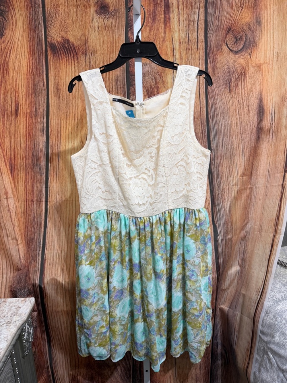Maurice’s Sleeveless Lace Dress Size 15/16